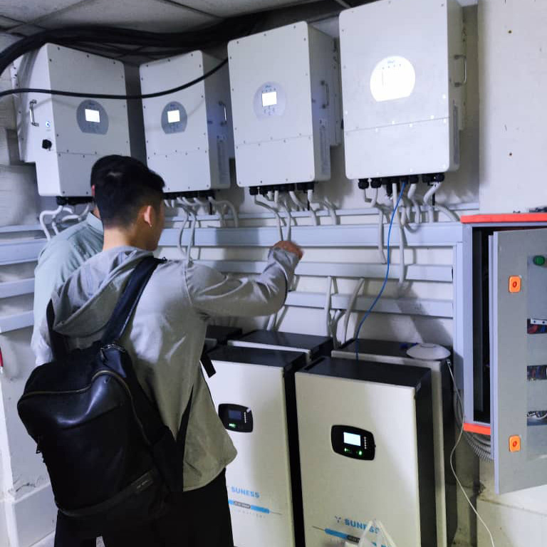 ဘက်ထရီဖြင့် Deye အင်ဗာတာ