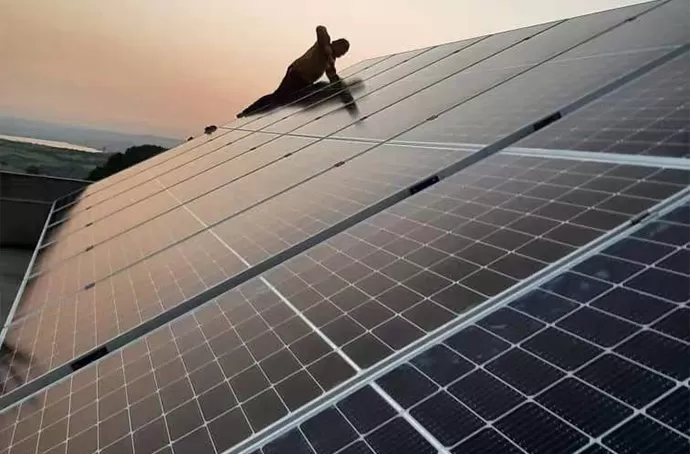 10KWH ဆိုလာစွမ်းအင်စနစ်