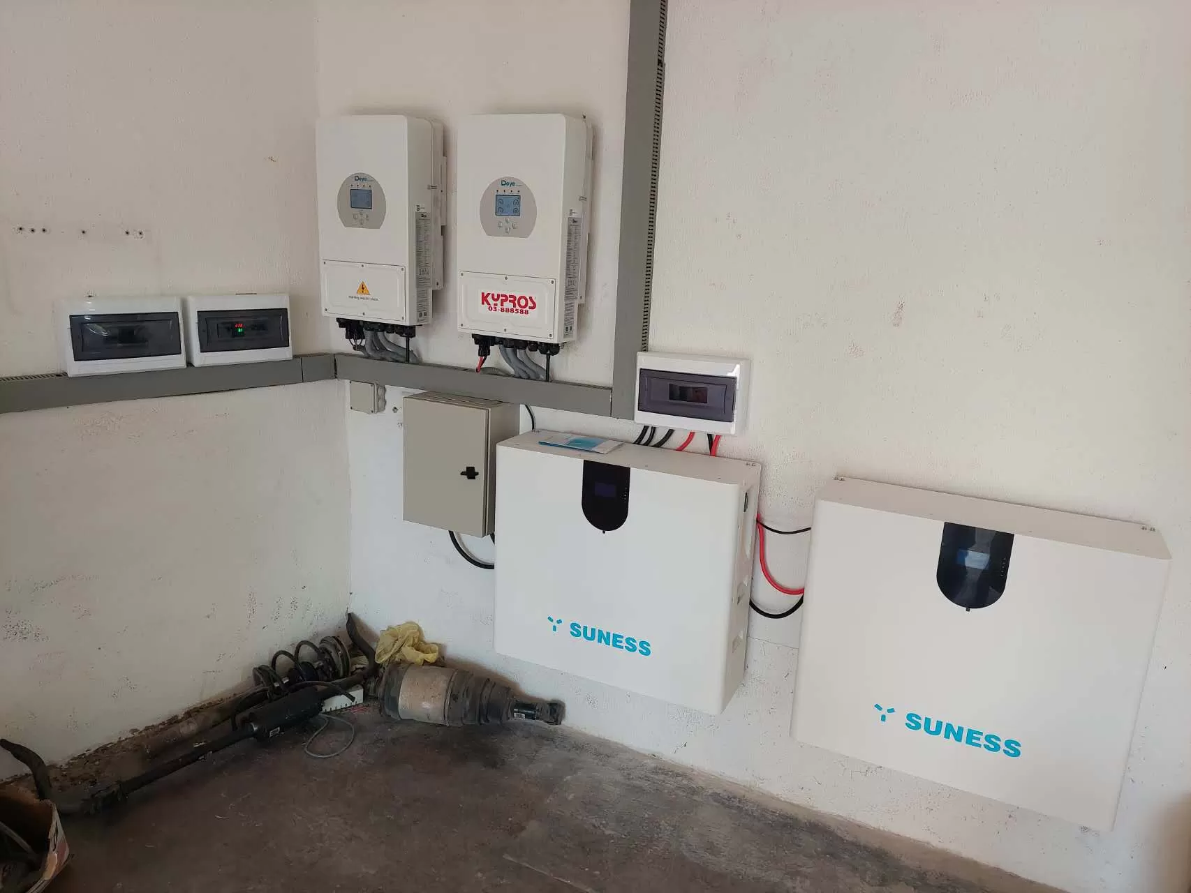 အင်ဗာတာအတွက် ဘယ်ဘက်ထရီက ပိုကောင်းလဲ