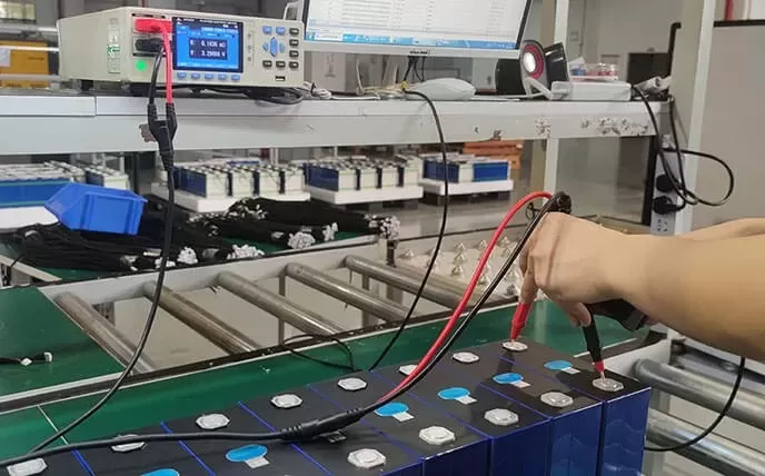 လီလီယမ် ဘက်ထရီ ထုတ်လုပ်သူ